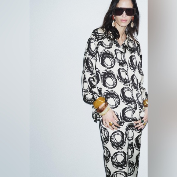 Zara Tops - Zara Womens Set satin black and white blouse button down comfy elegant